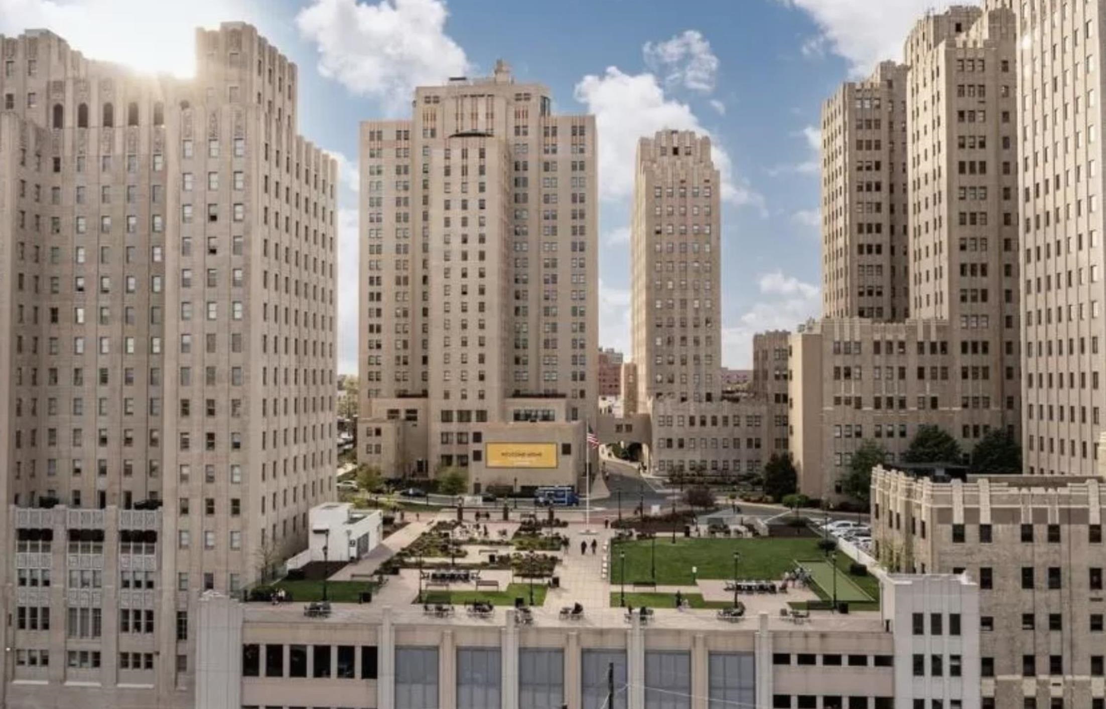 201 CORNELISON AVE Unit: 105