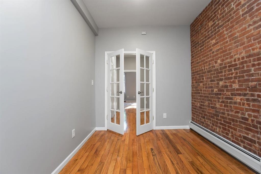 80 WAYNE ST Unit: 3L (5)