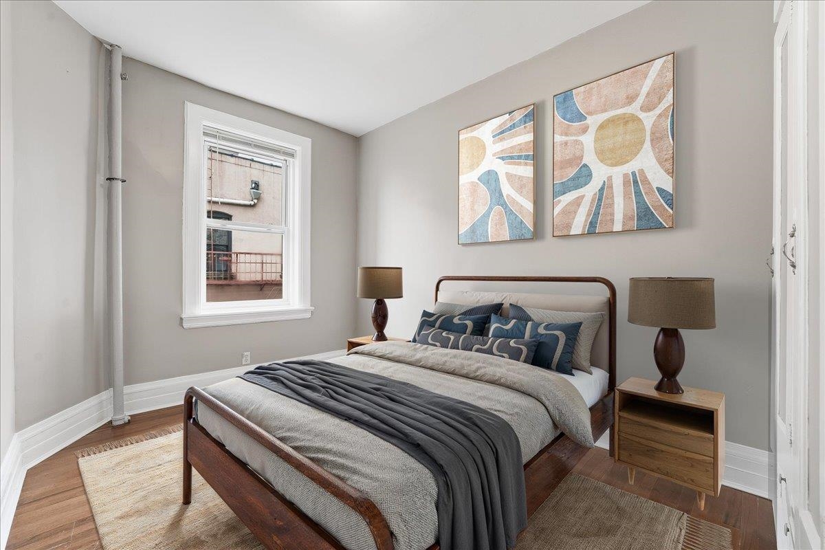 134 CLIFTON PL Unit: 5