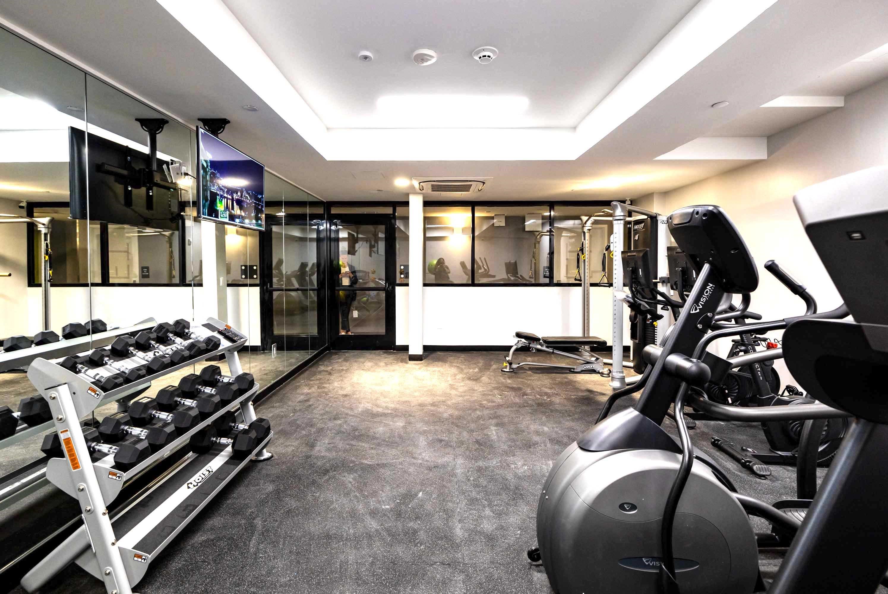 190 ACADEMY ST Unit: 402