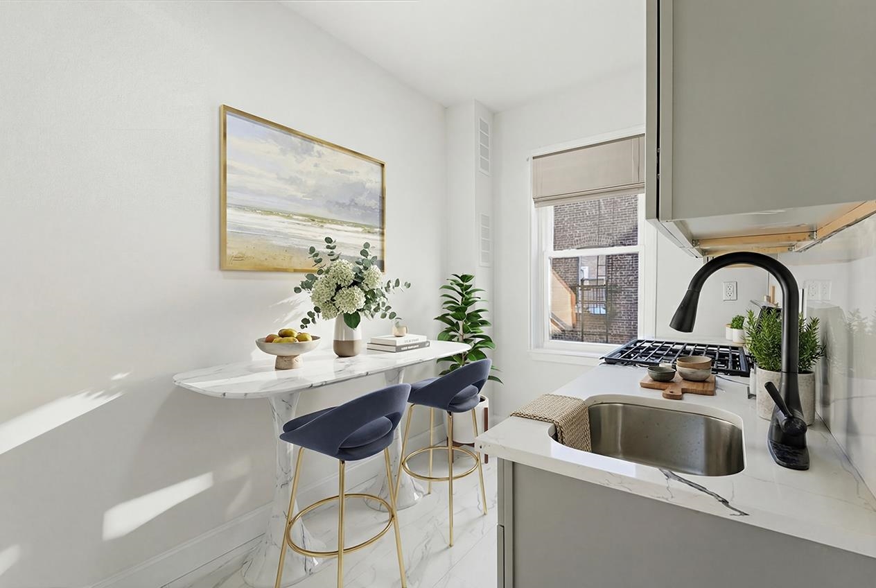 117 CORBIN AVE Unit: 405