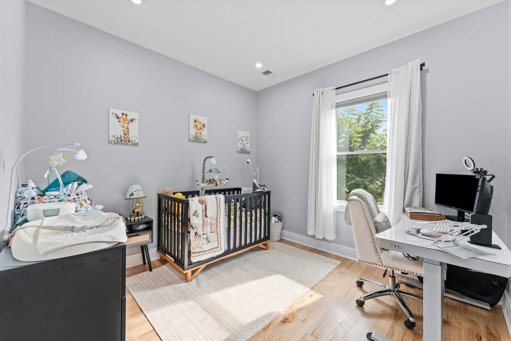 335 VIRGINIA AVE Unit: 2