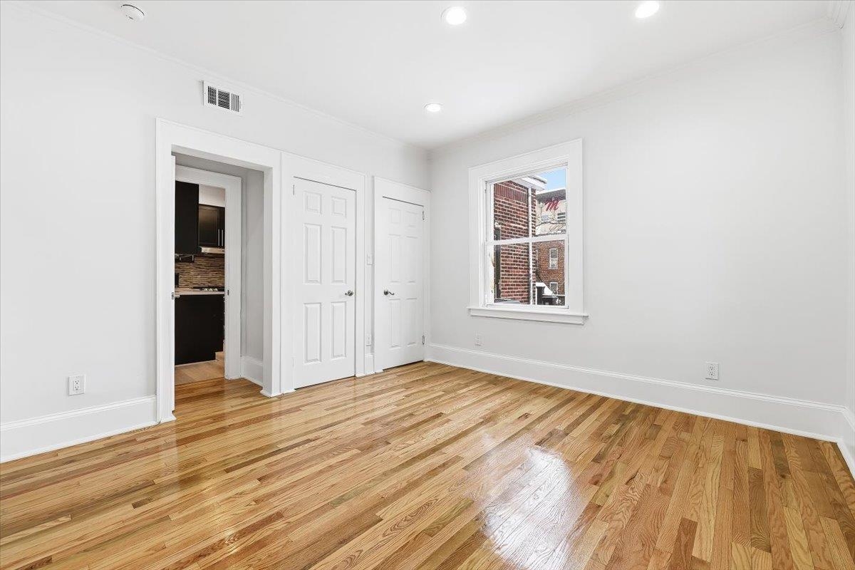 6033 MONITOR PL Unit: 2