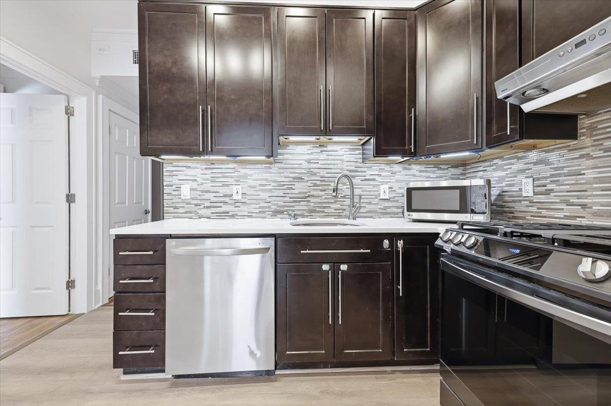 6033 MONITOR PL Unit: 2