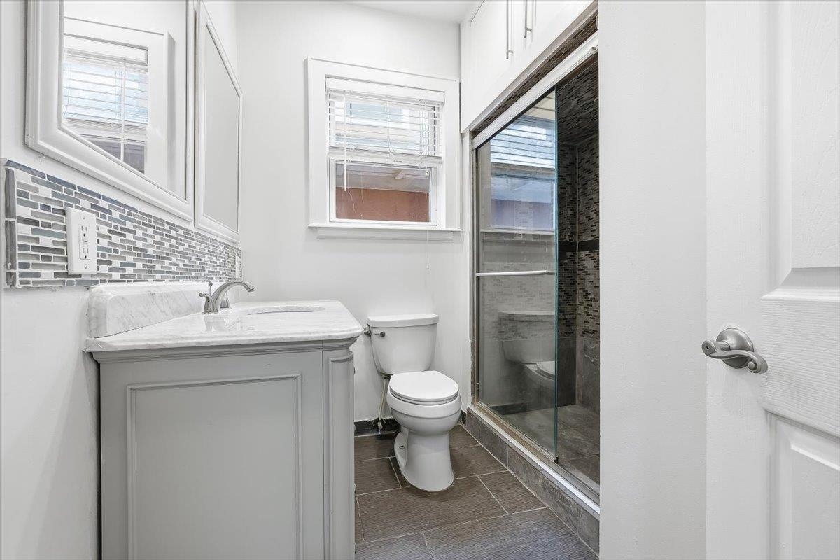 6033 MONITOR PL Unit: 2