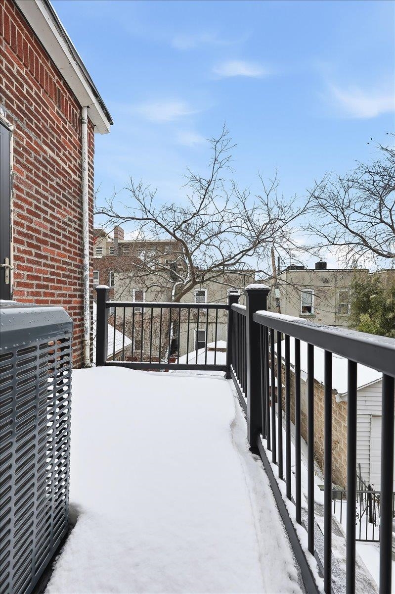 6033 MONITOR PL Unit: 2