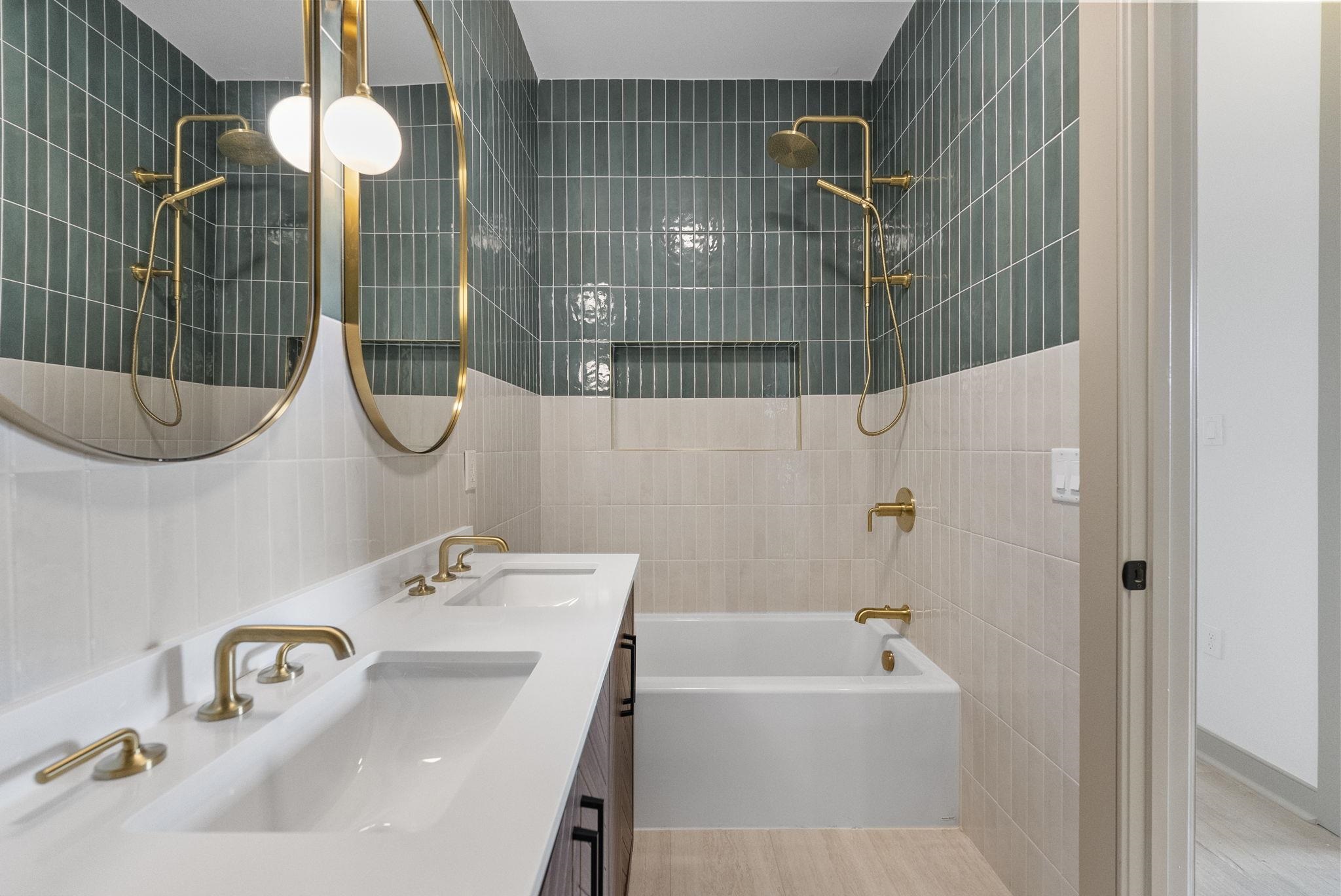 336 RANDOLPH AVE Unit: 2