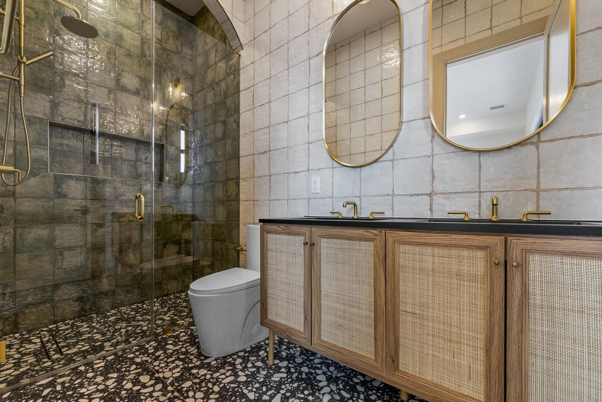 336 RANDOLPH AVE Unit: 2