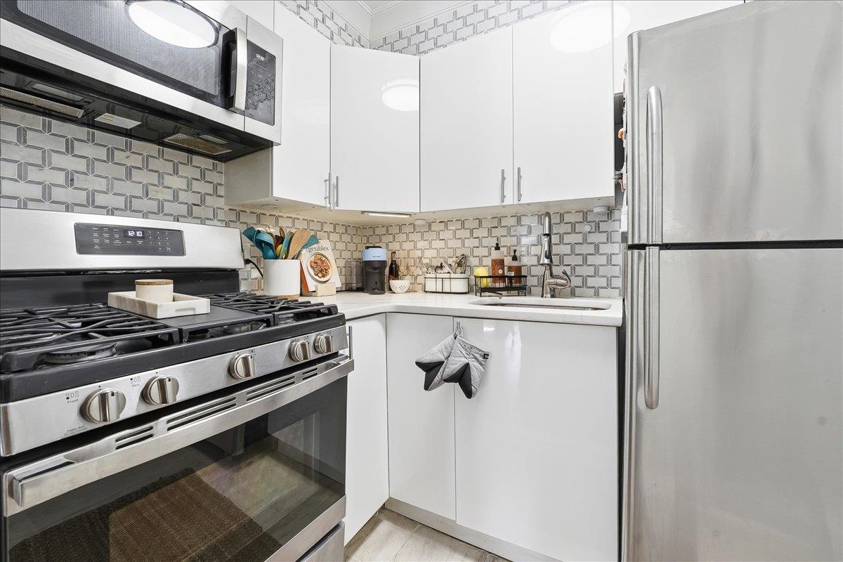 133 GRAND ST Unit: 4A