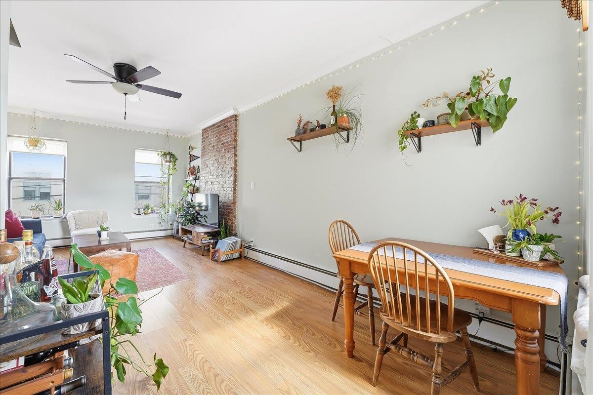 133 GRAND ST Unit: 4A
