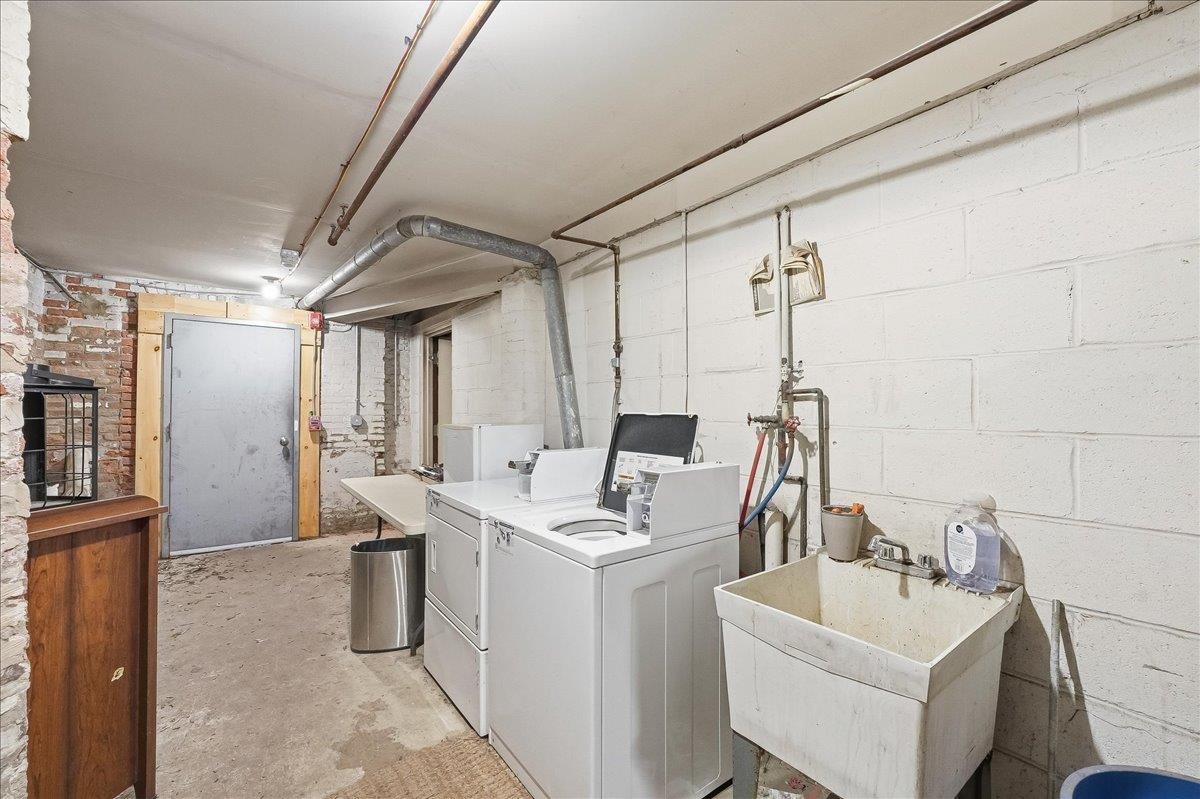 133 GRAND ST Unit: 4A