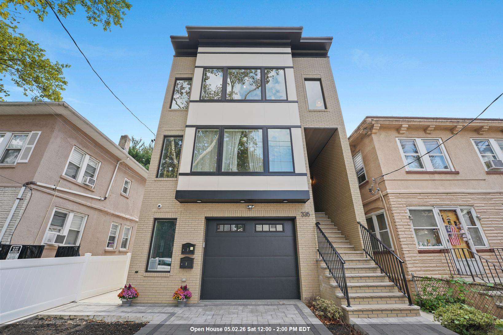 335 VIRGINIA AVE Unit: 2