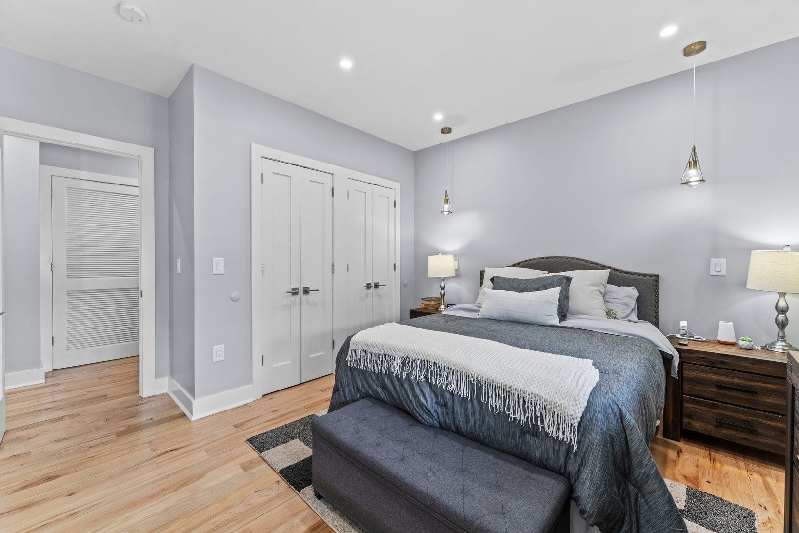 335 VIRGINIA AVE Unit: 2