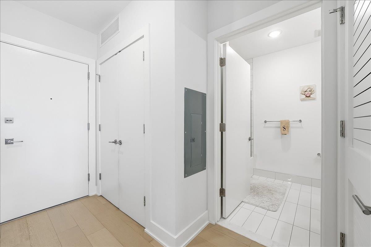 338 NEWARK AVE Unit: 204