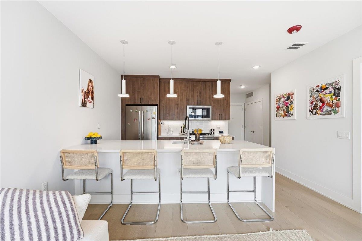 338 NEWARK AVE Unit: 204