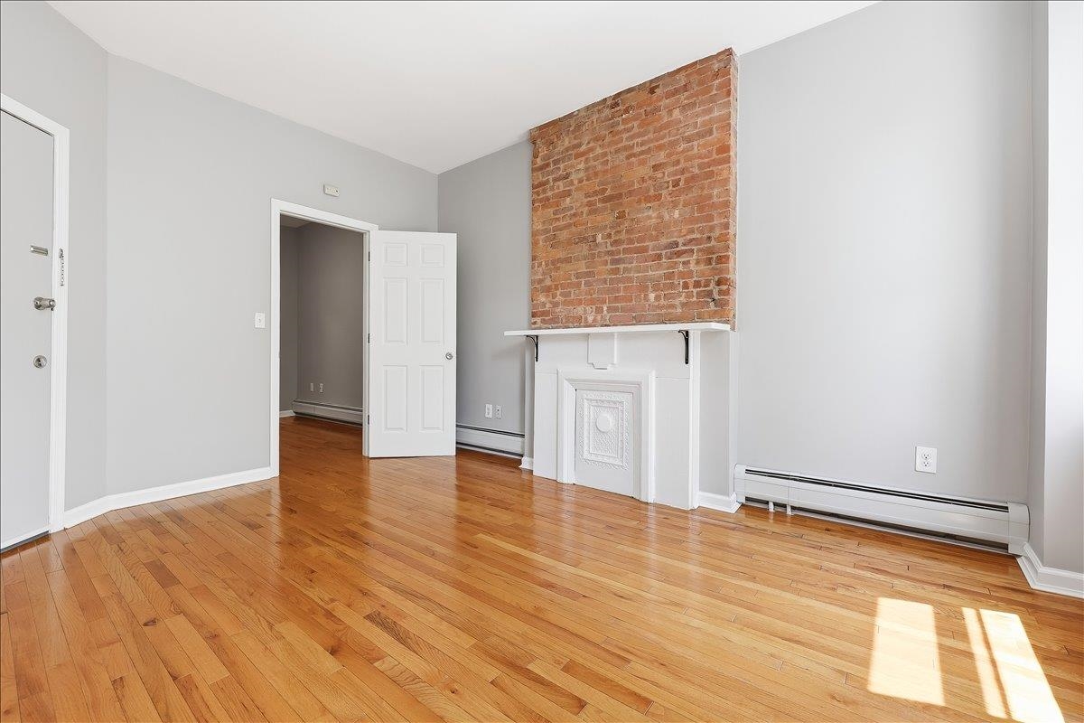 80 WAYNE ST Unit: 7