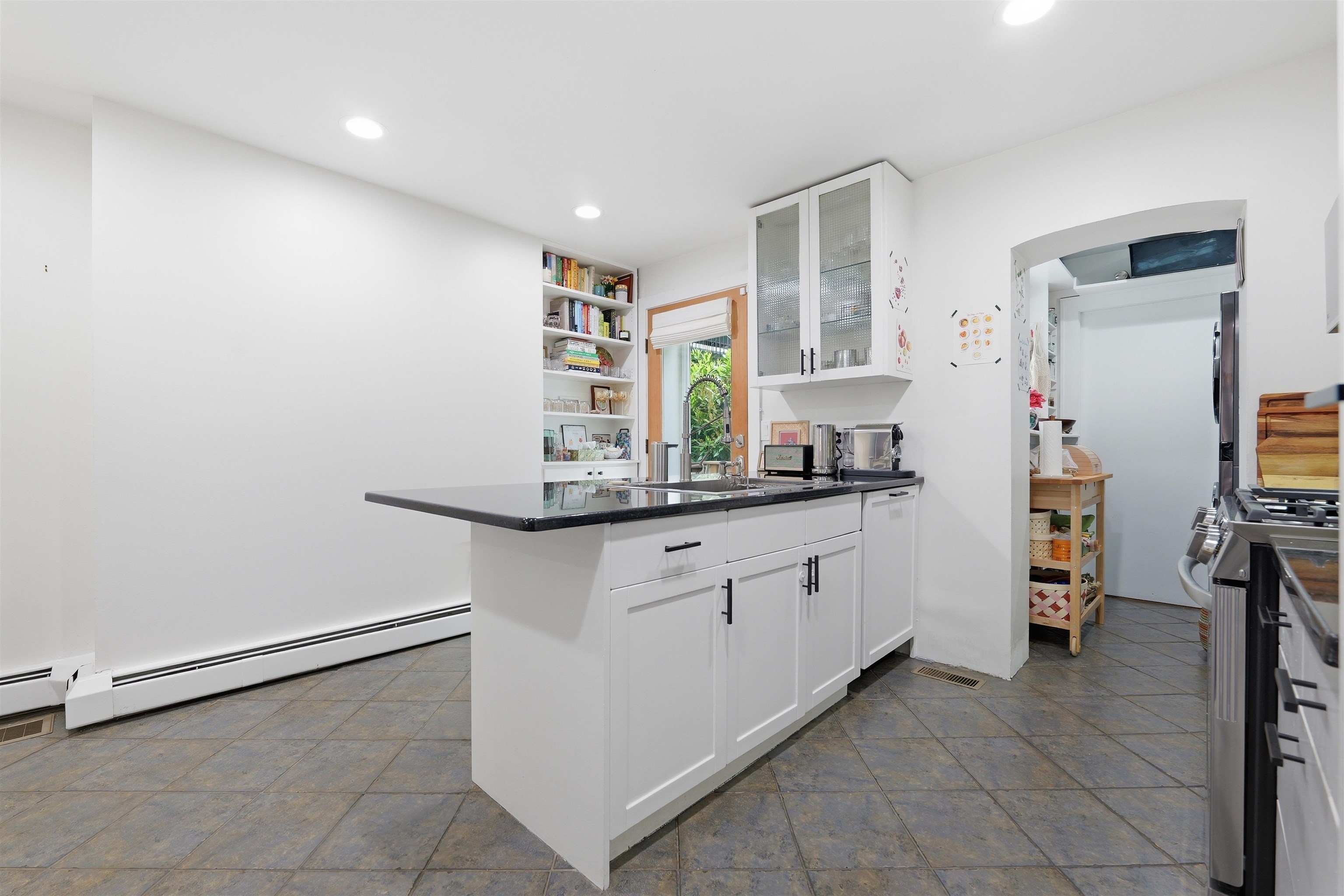 260 5TH ST
