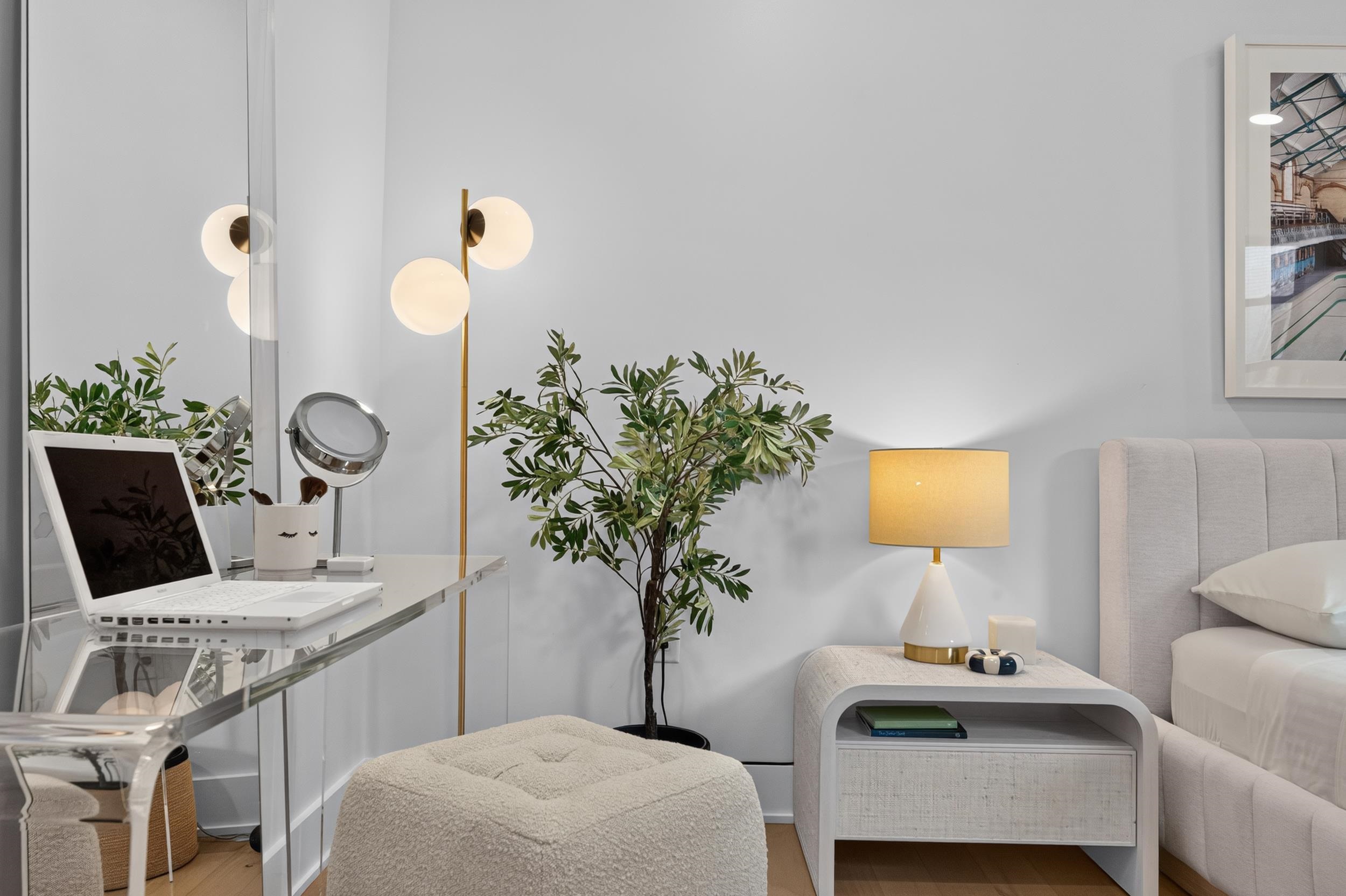 107 KENSINGTON AVE Unit: 302