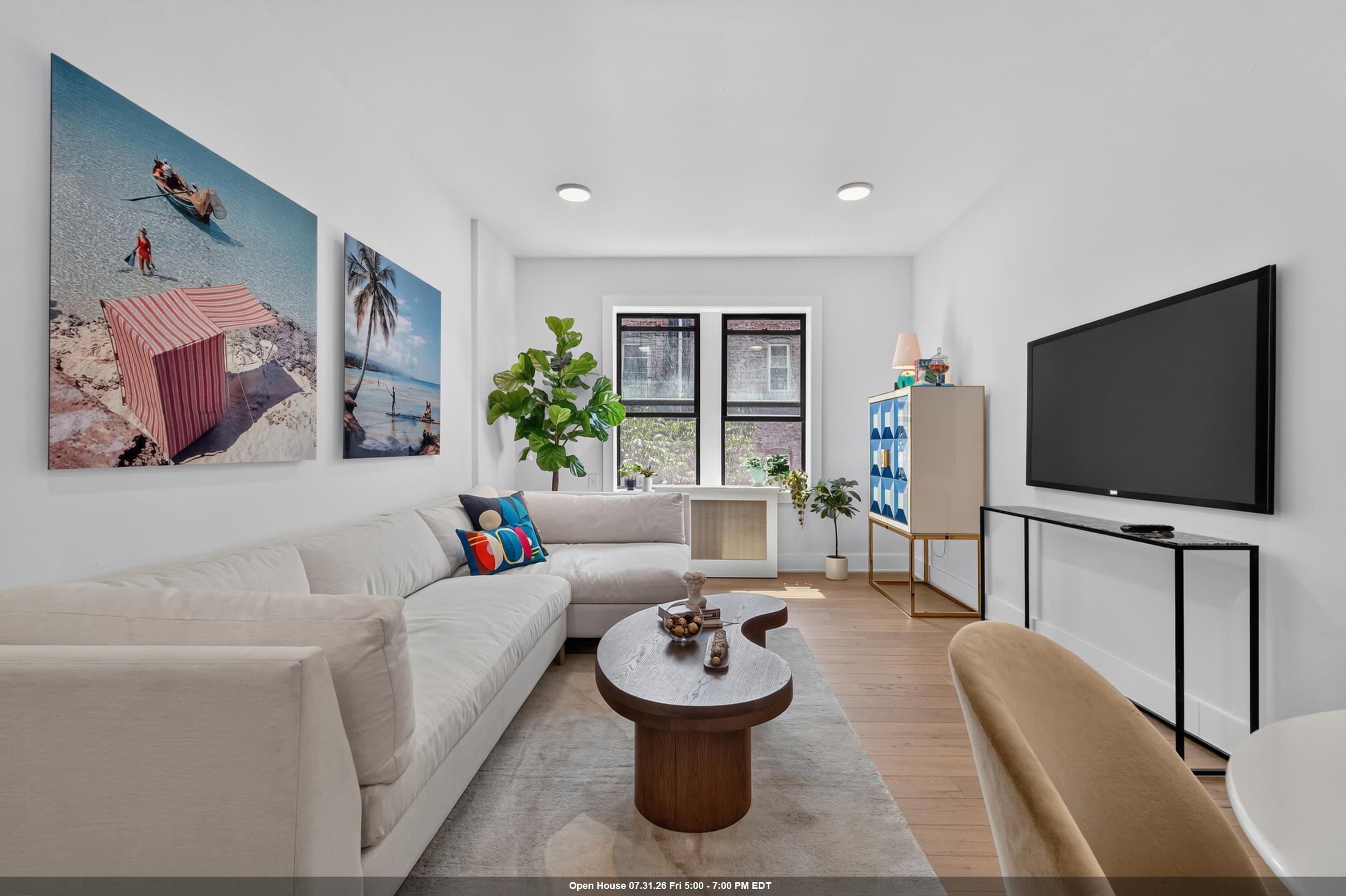 107 KENSINGTON AVE Unit: 302