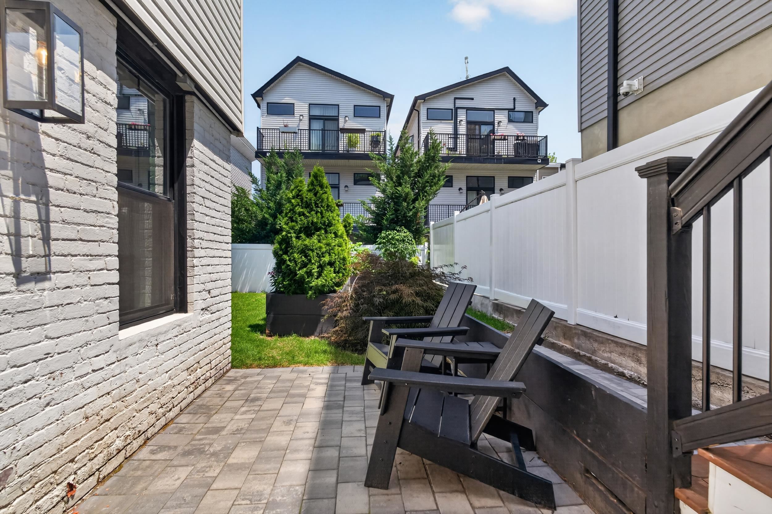56 RESERVOIR AVE Unit: 1