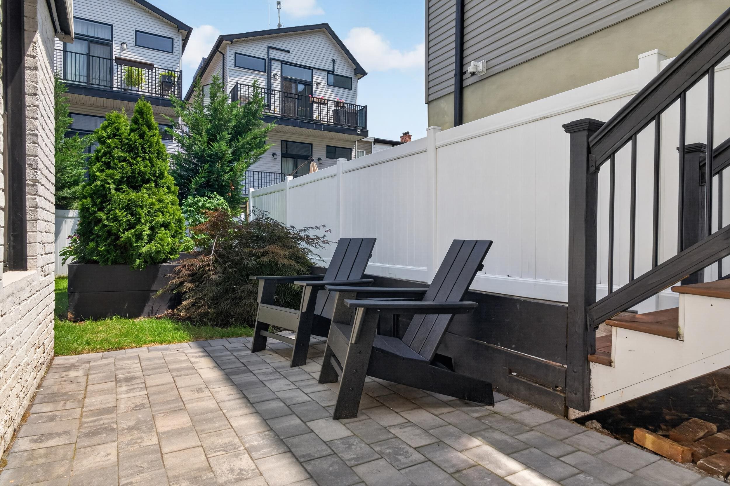 56 RESERVOIR AVE Unit: 1