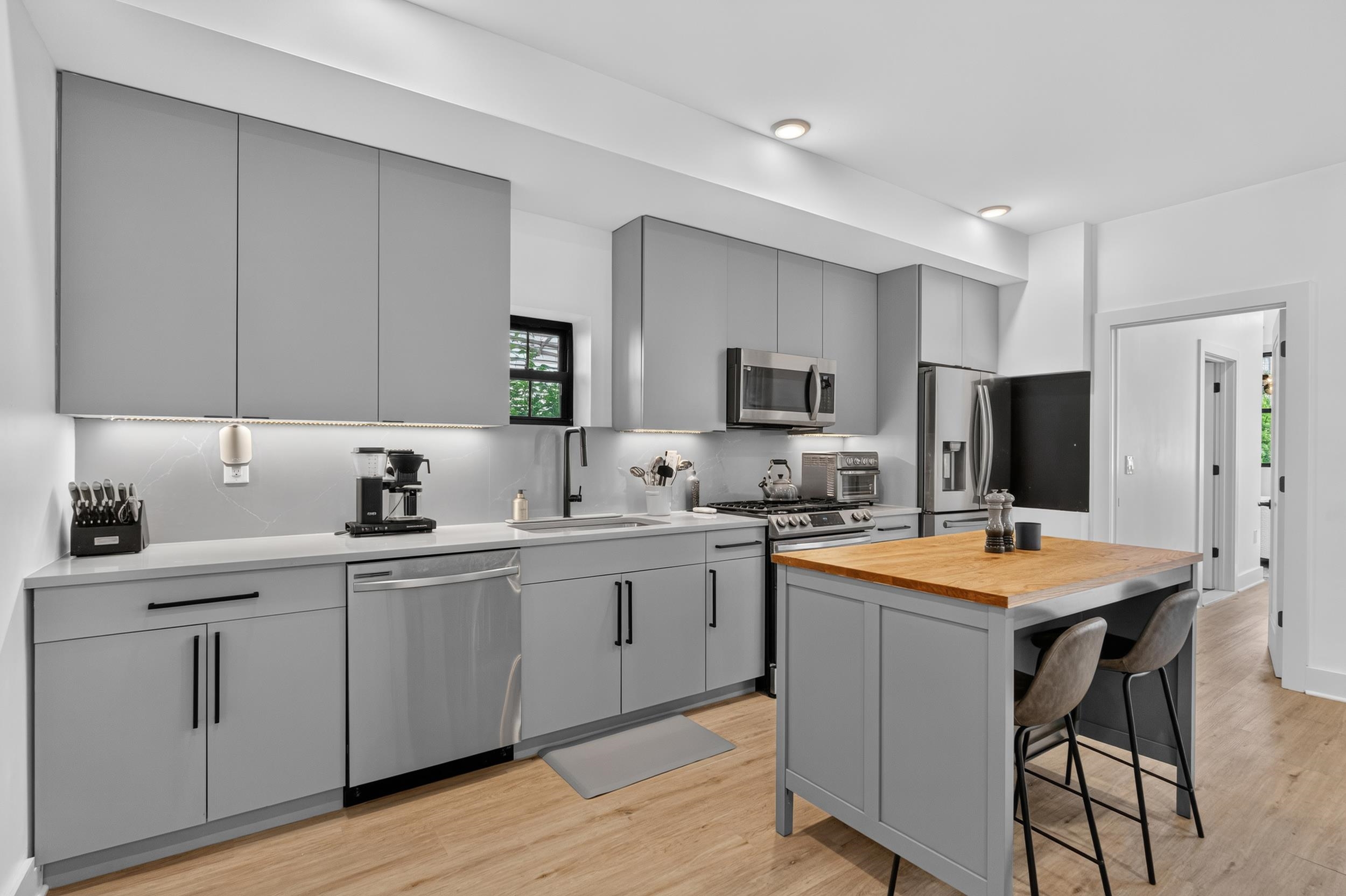 56 RESERVOIR AVE Unit: 1
