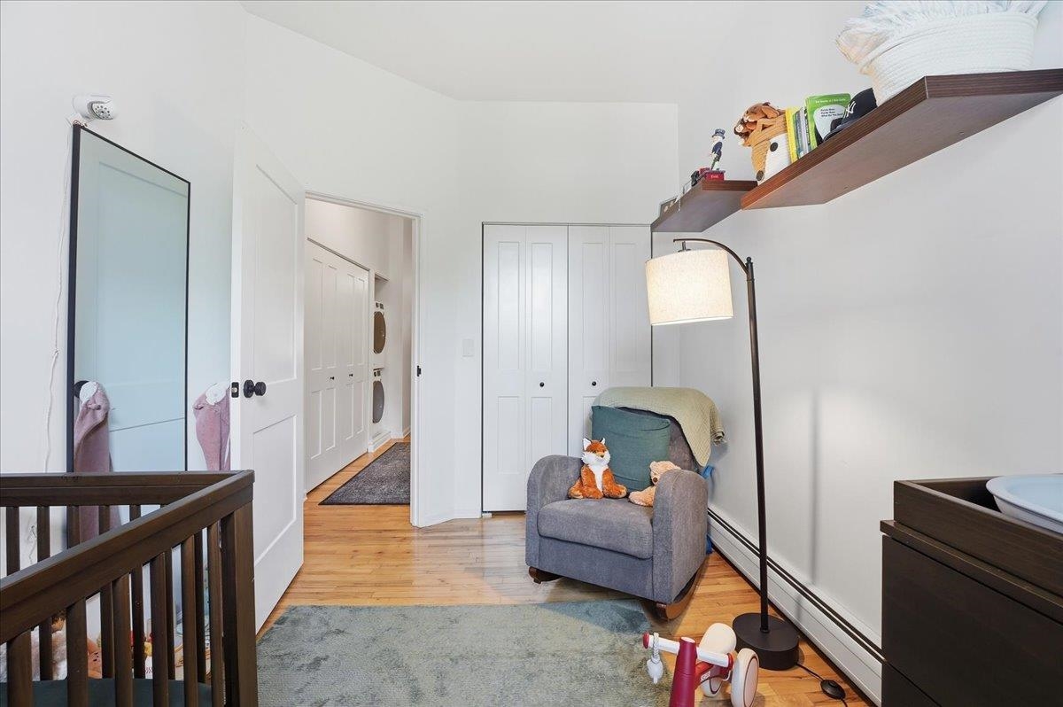 226 1ST ST Unit: 401 (4A)