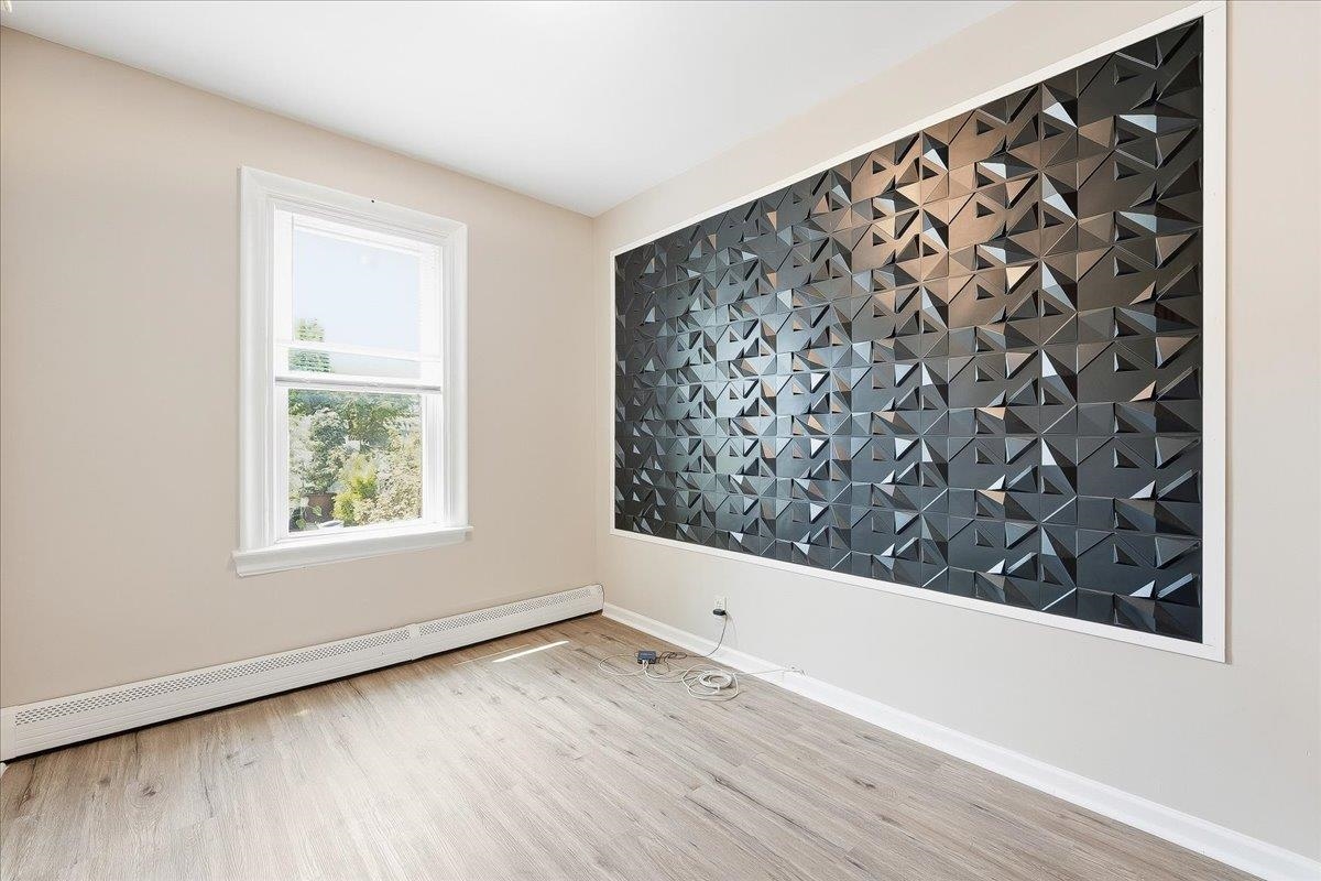 169 ZABRISKIE ST Unit: 1