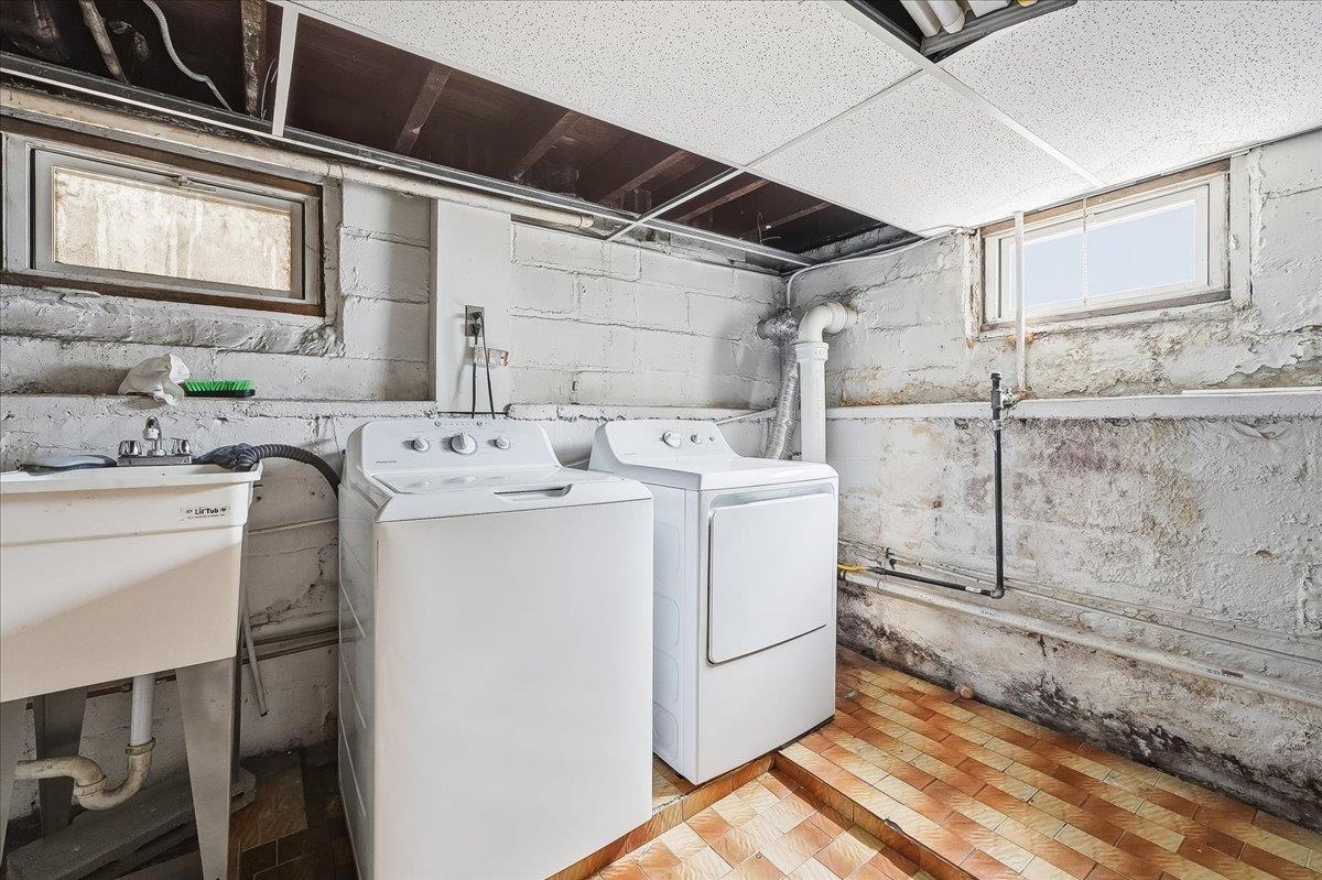 169 ZABRISKIE ST Unit: 1