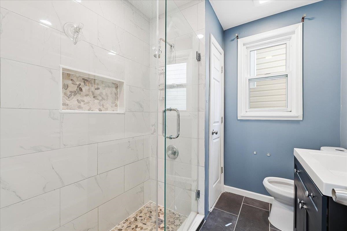 169 ZABRISKIE ST Unit: 1