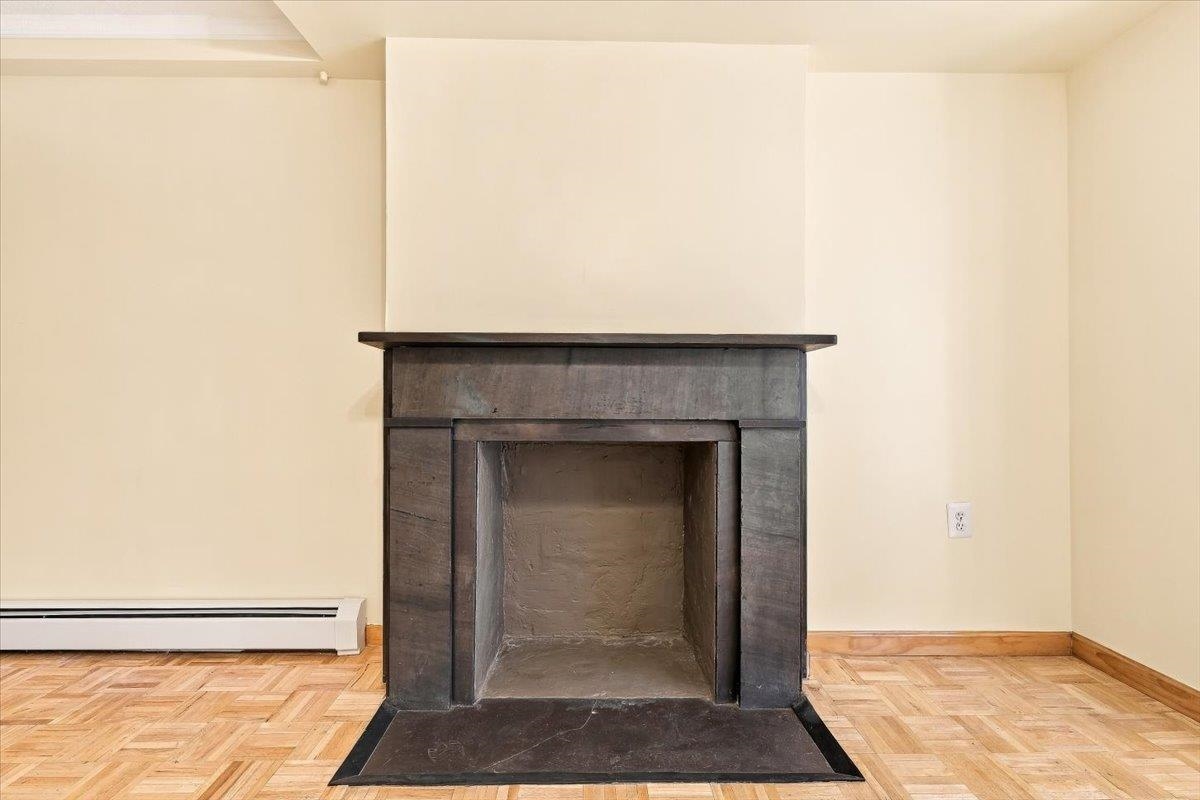 373 WEBSTER AVE Unit: 1