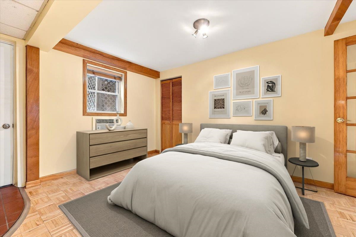 373 WEBSTER AVE Unit: 1