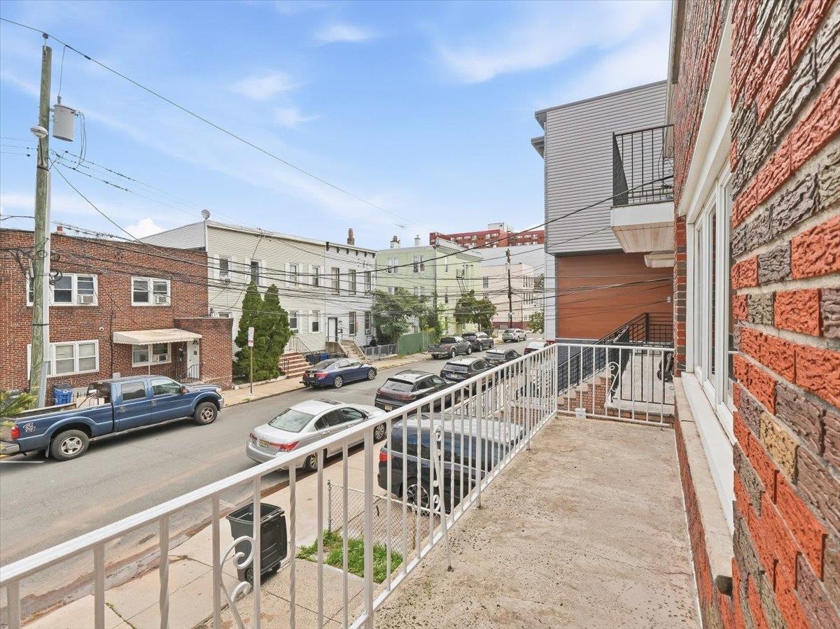 89 BLEECKER ST Unit: 1