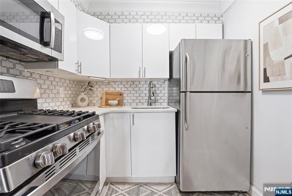 133 Grand Street 401