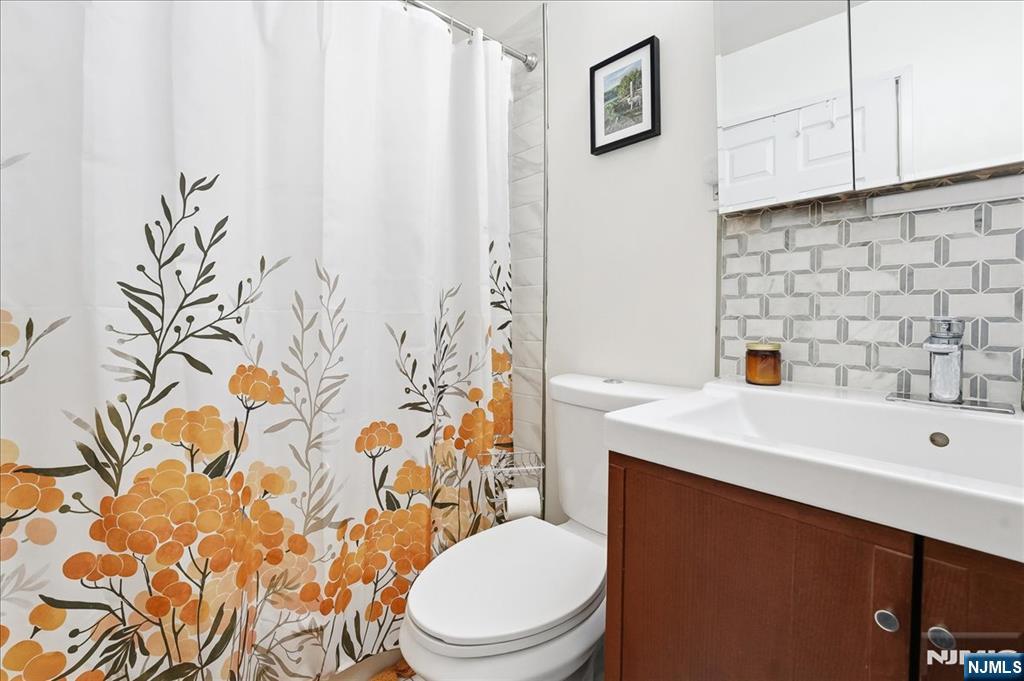 133 Grand Street 401