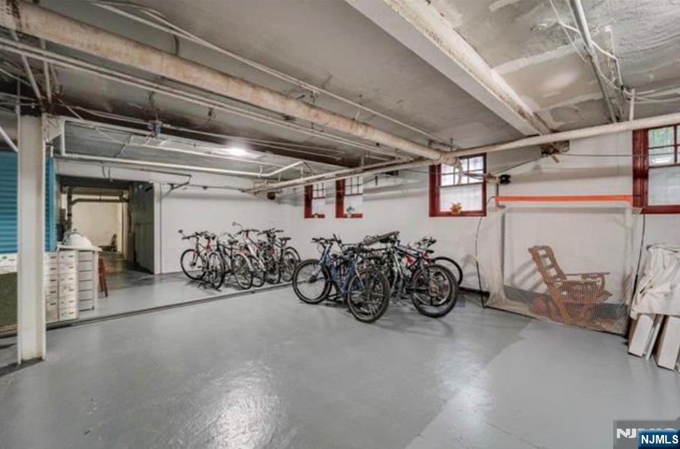 107 Kensington Avenue 302