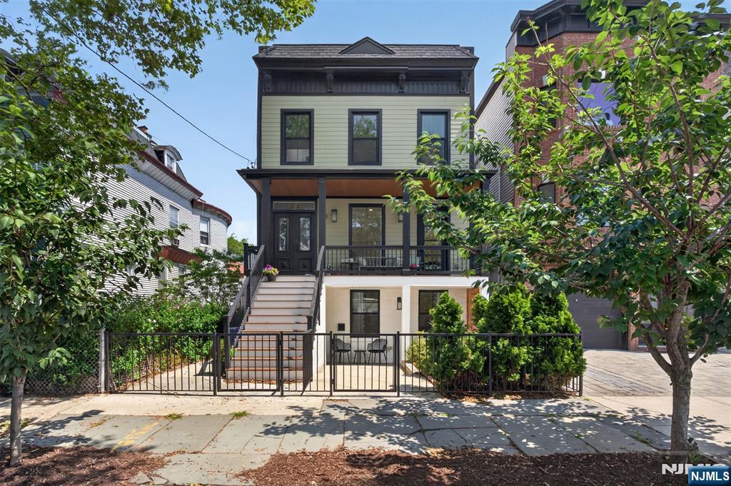 56 Reservoir Avenue 1