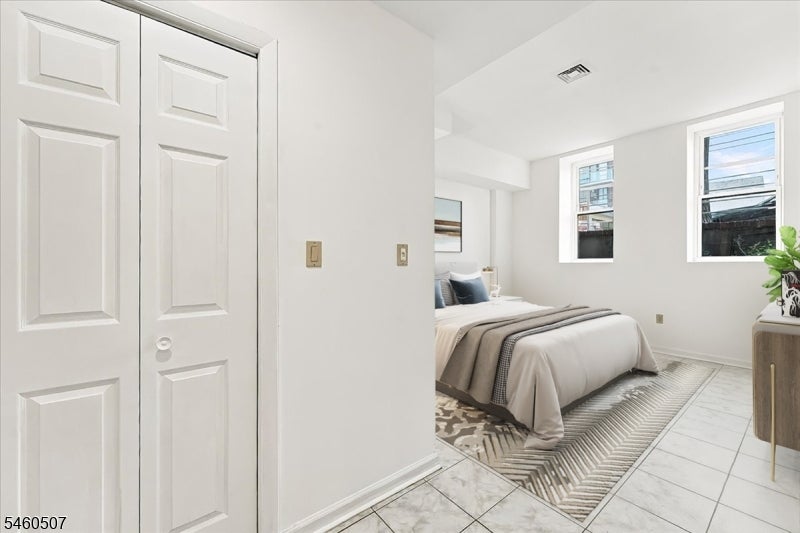 54-60 Mcwhorter St 106