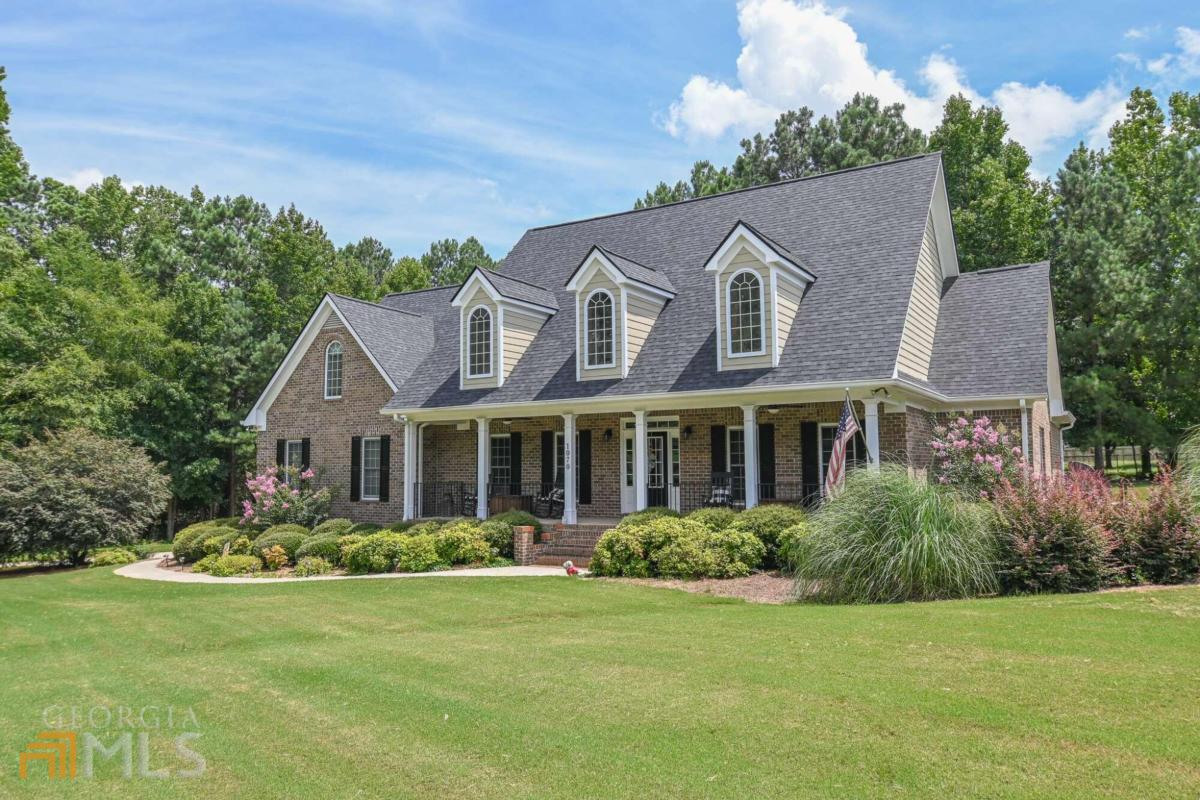 1070 Southwind Drive