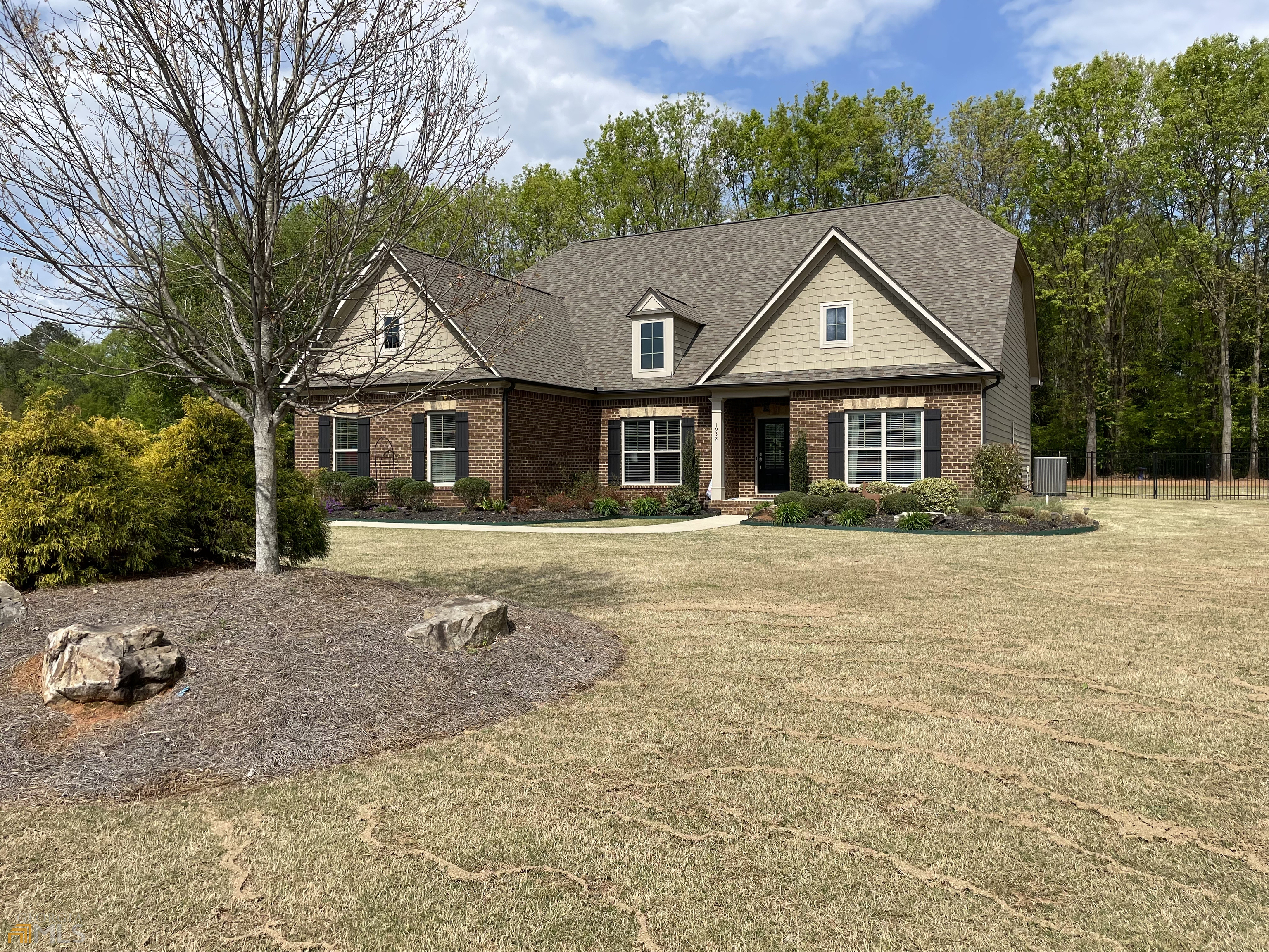1932 Grovebrook Lane