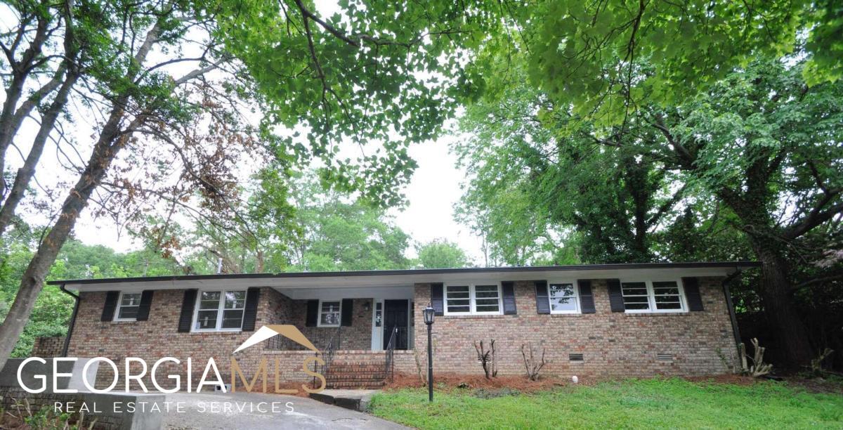 280 Valleybrook Drive
