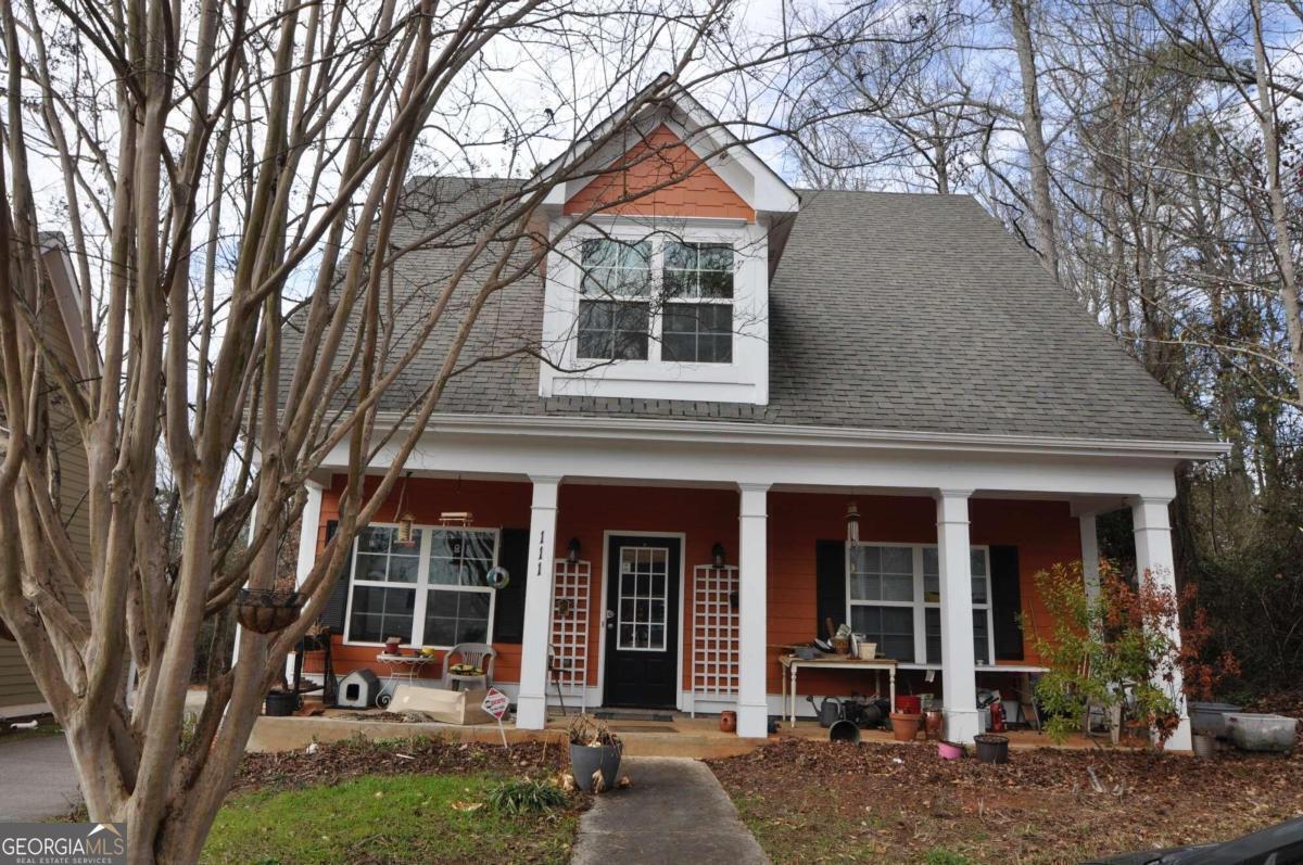 111 E Paces Drive
