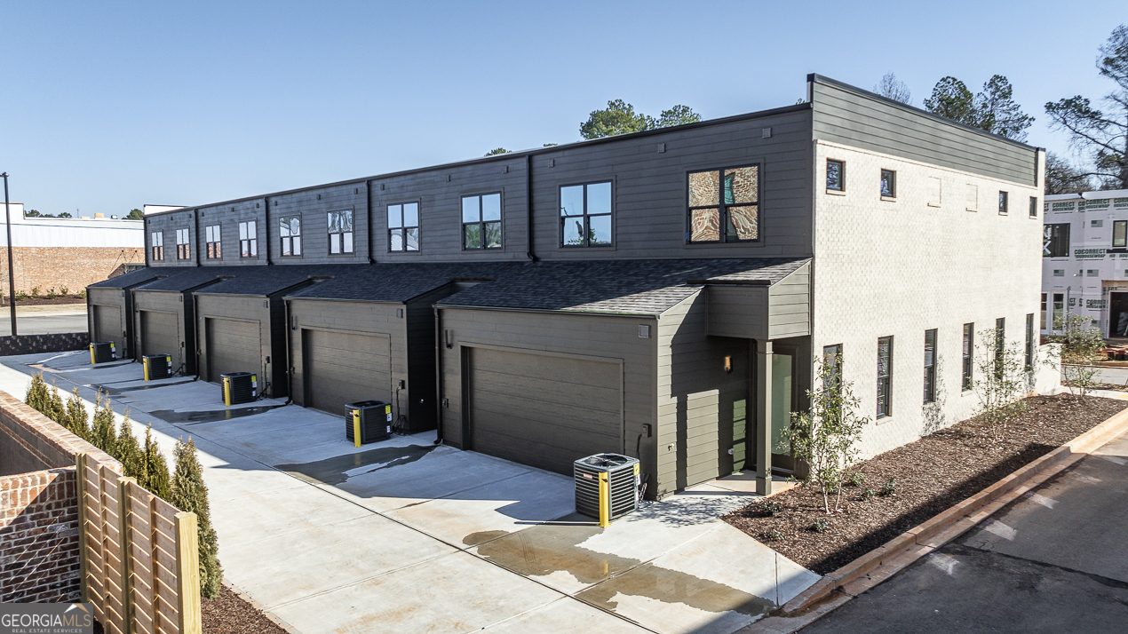 1195 Watson Lane # E5
