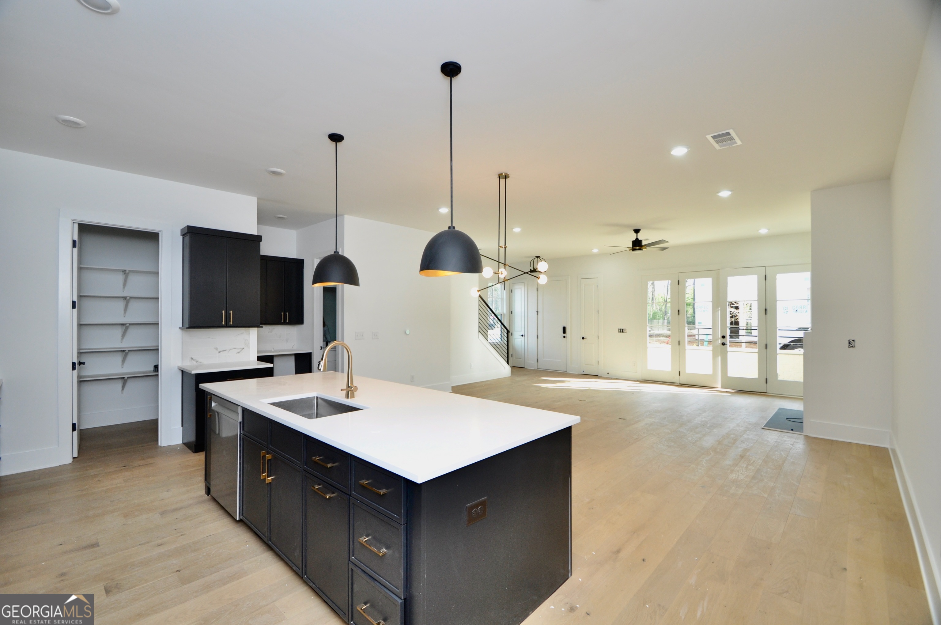 1171 Watson Lane # E4