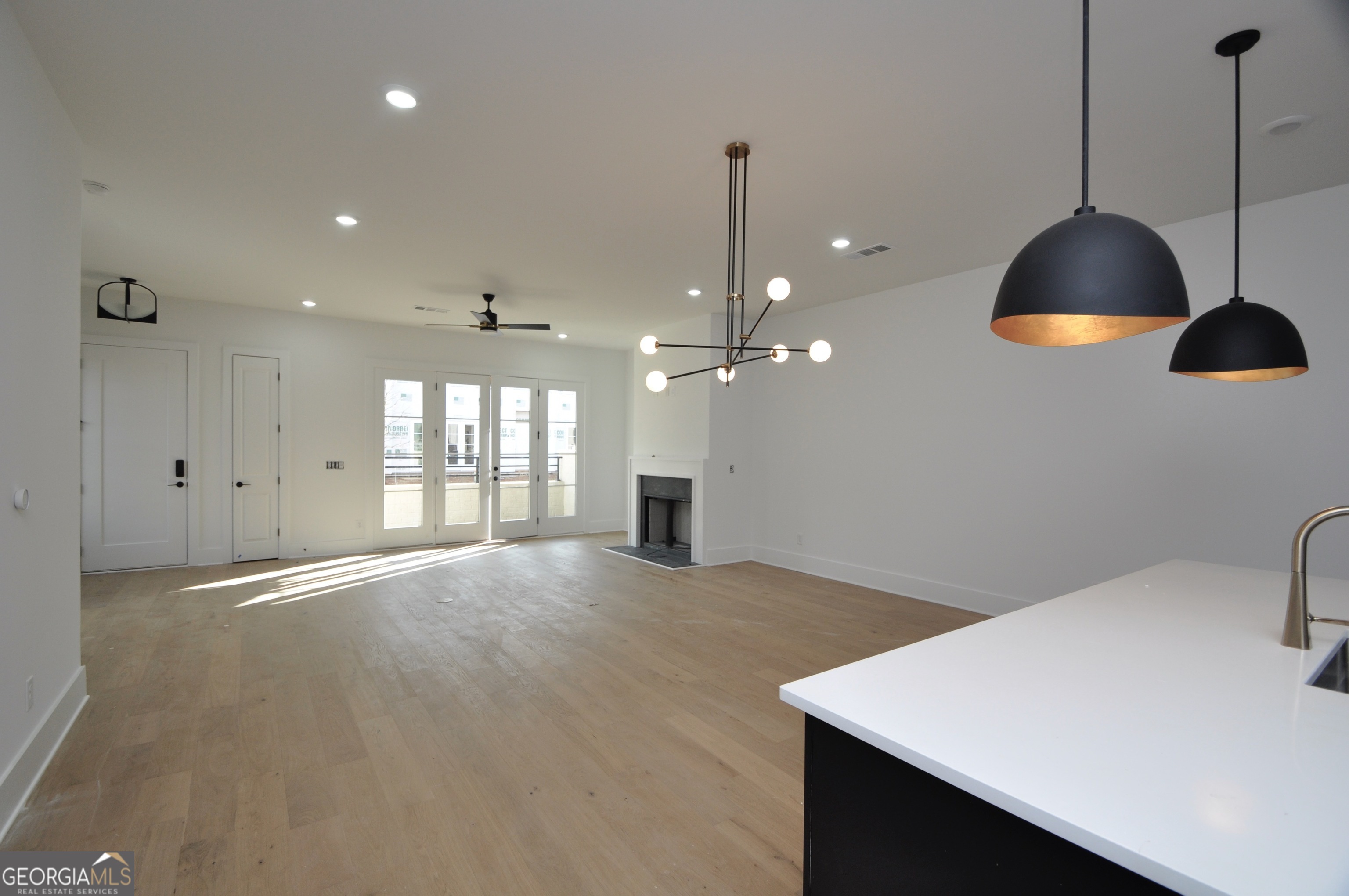 1171 Watson Lane # E4