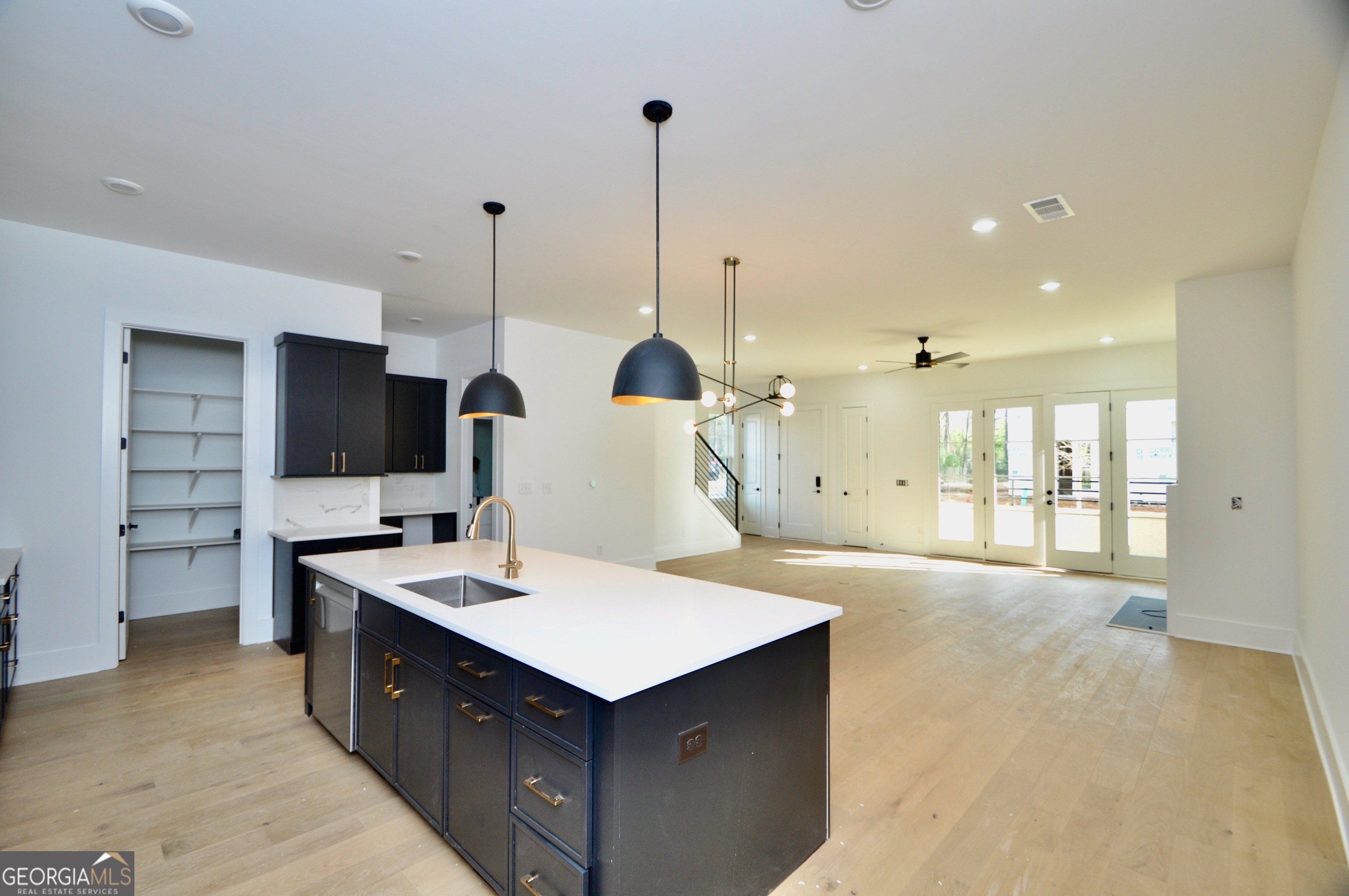 1171 Watson Lane # E4