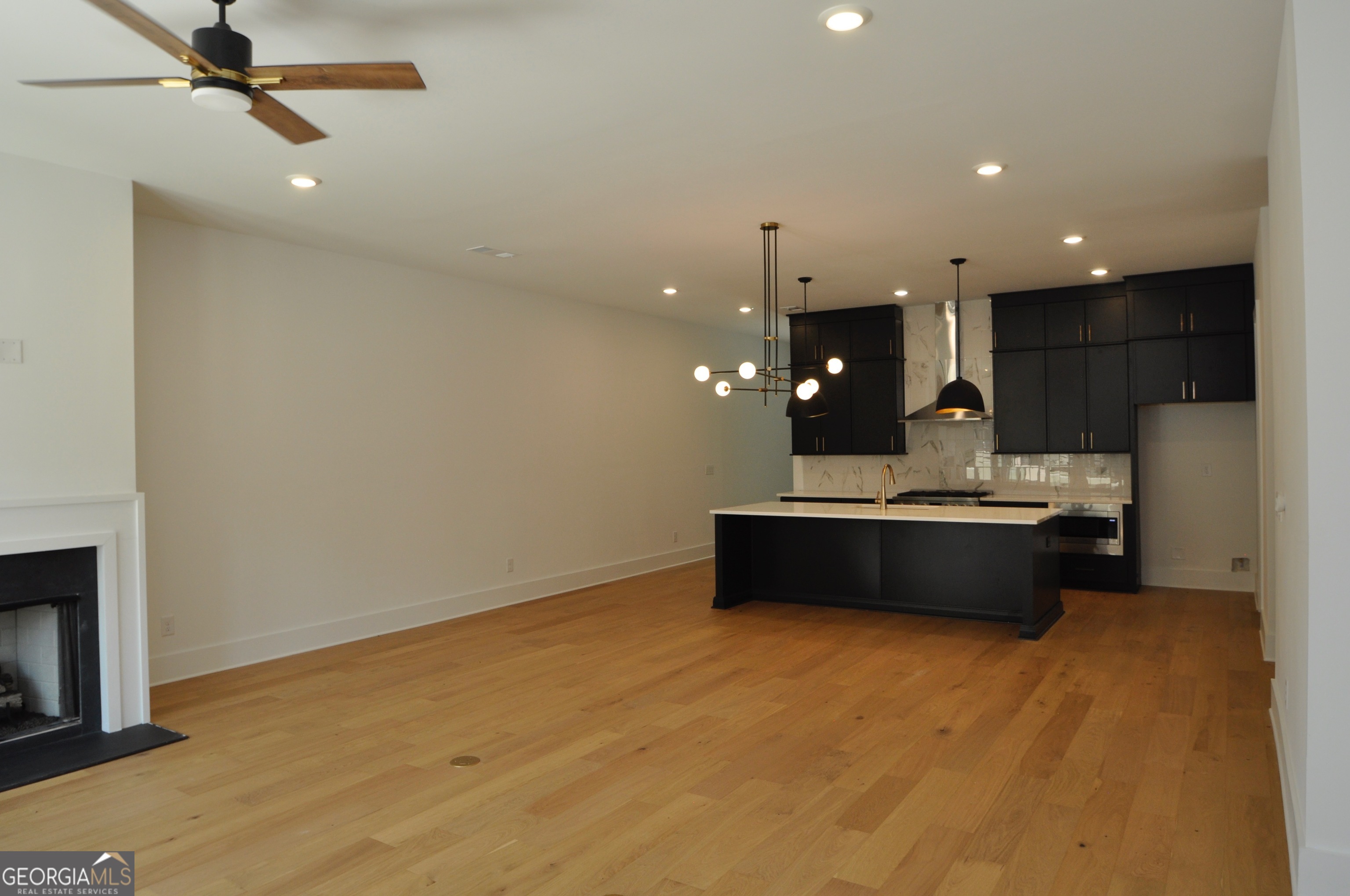 1310 Watson Lane # F9