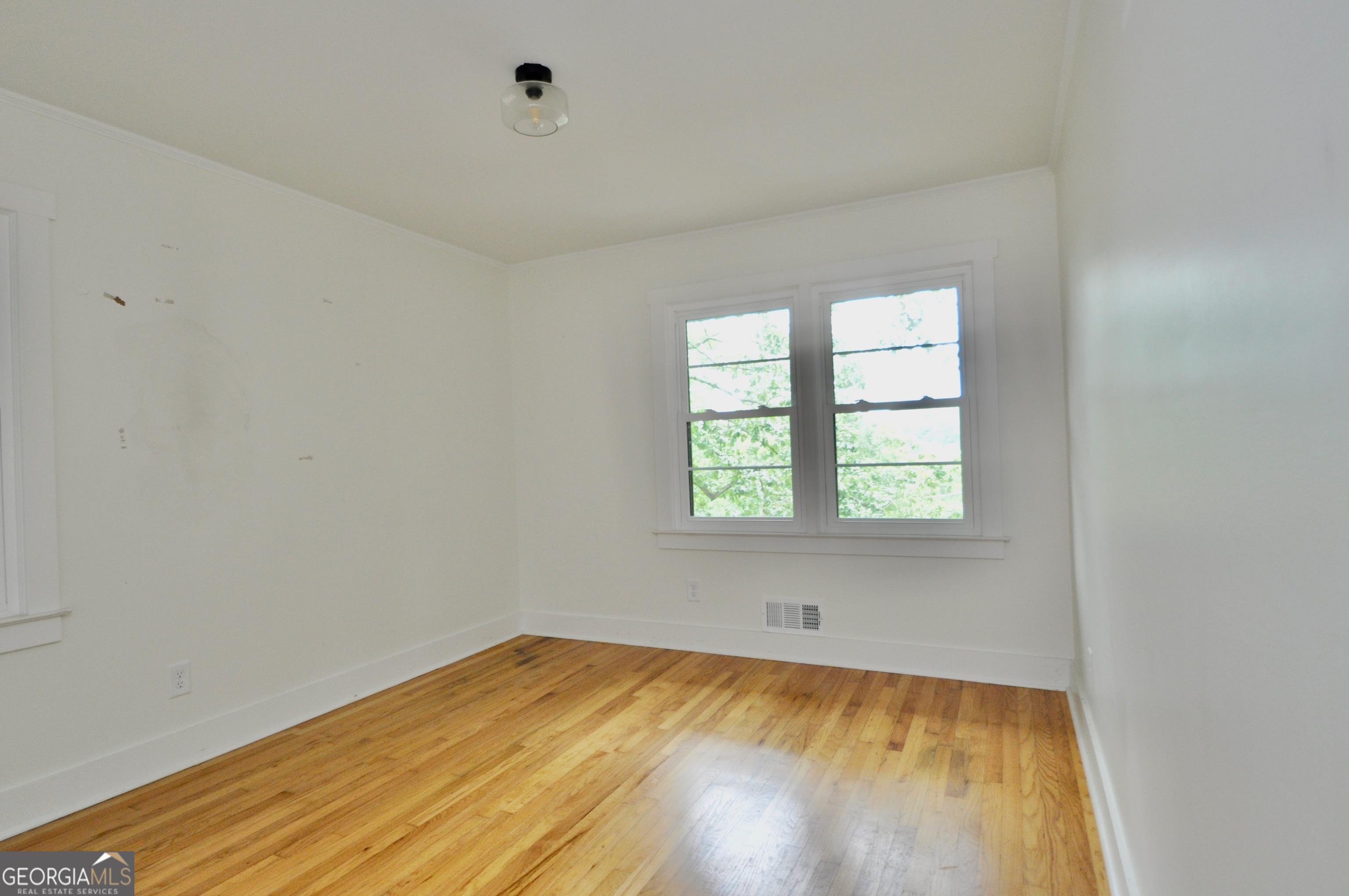 225 Sherwood Drive