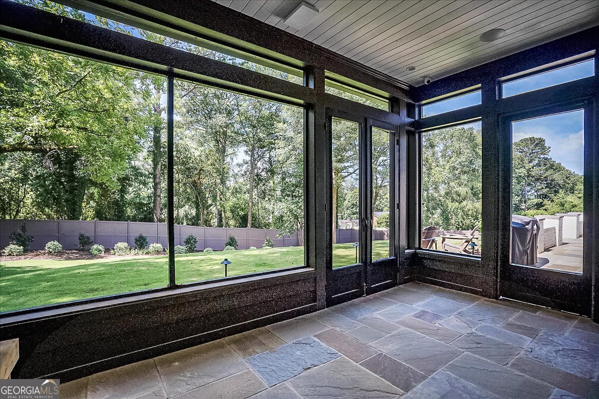 415 Westview Drive
