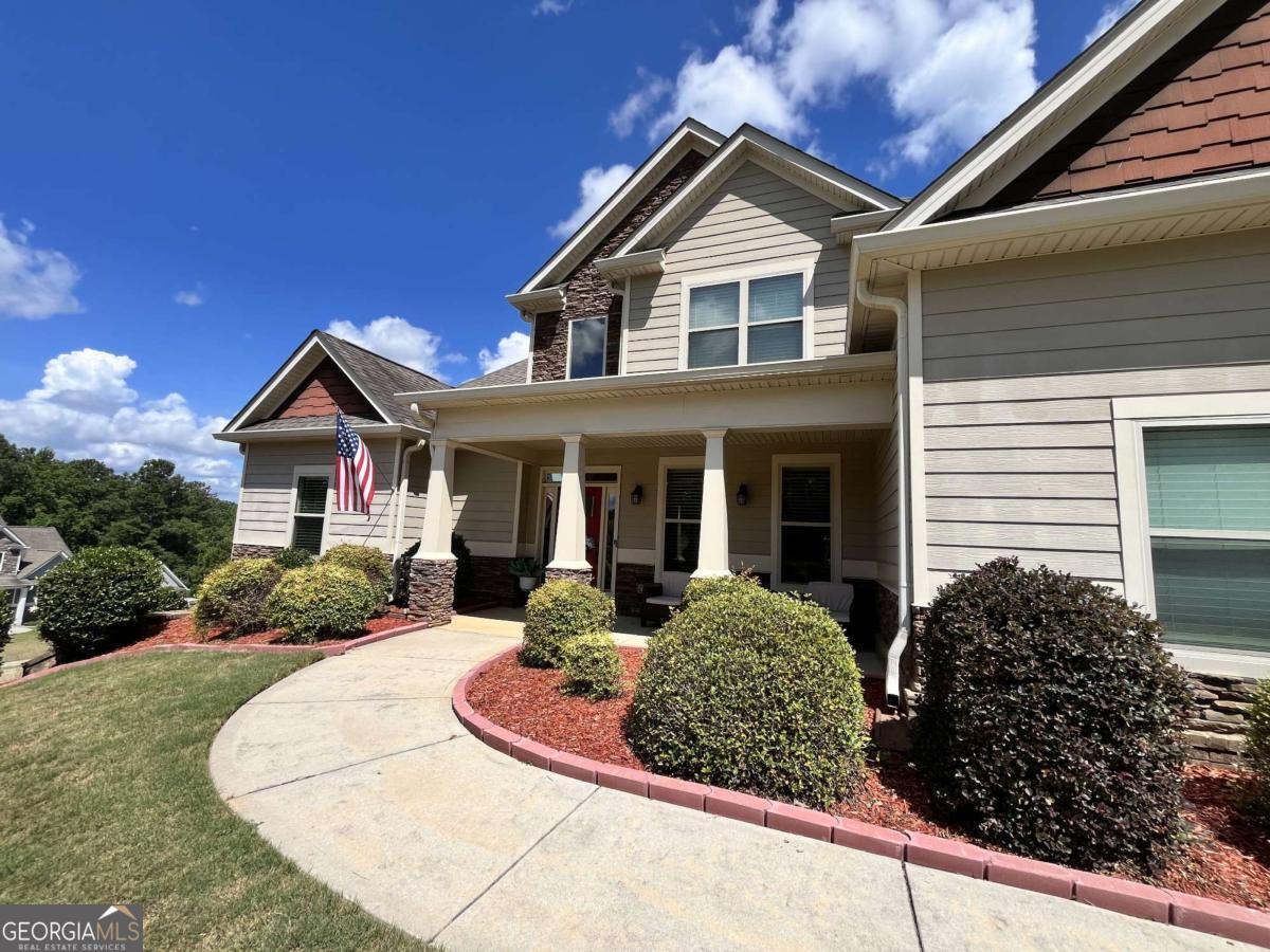860 Ashland Falls Drive